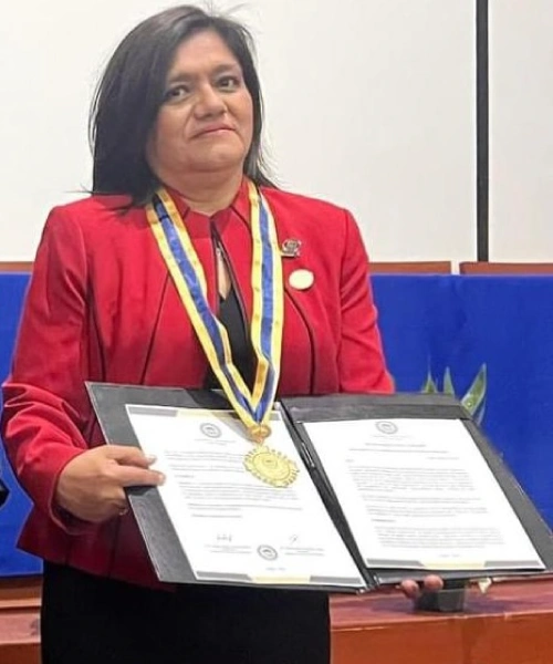 Academia Peruana de Doctores