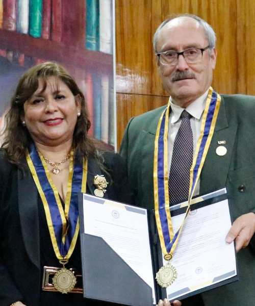 Academia Peruana de Doctores